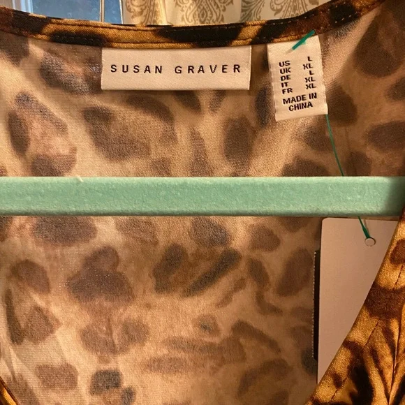 Susan Graver Brown Leopard Print Top - Picture 3 of 3